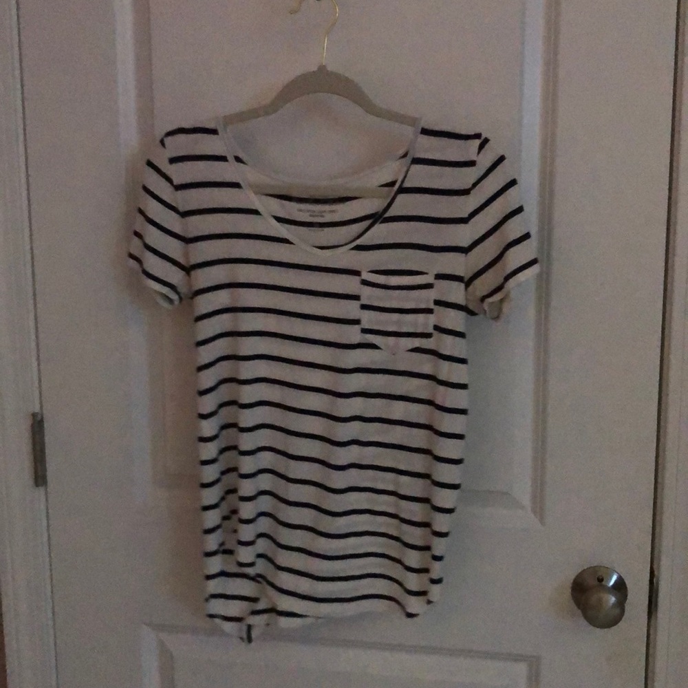 white and navy blue striped shirt